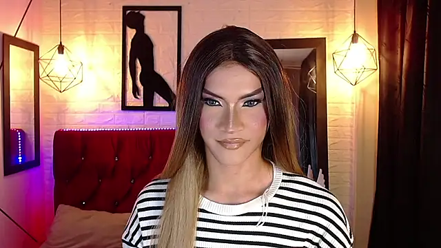 agatha rodriguez online show from December 2025 01:42:01 PM