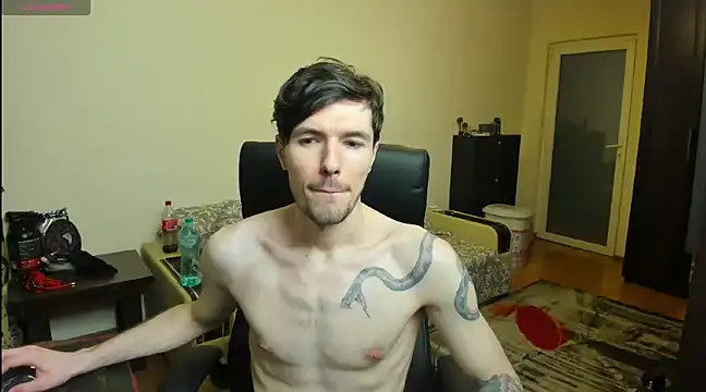 Snapshot of JustinPorno chatting on March 2025 05:16:01 AM JustinPorno online show from March 2025 05:16:01 AM