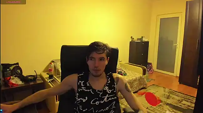 Snapshot of JustinPorno chatting on March 2025 05:47:01 AM JustinPorno online show from March 2025 05:47:01 AM