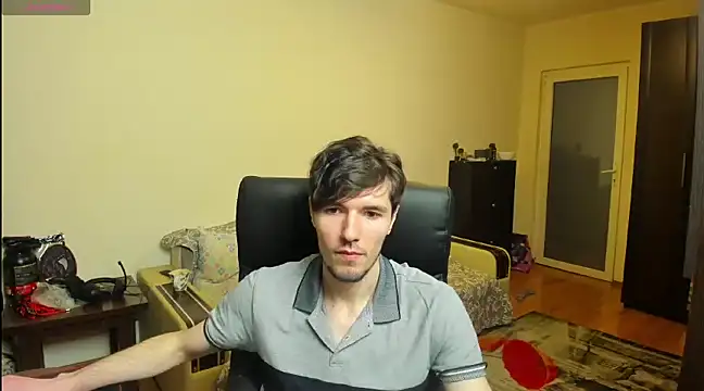 Snapshot of JustinPorno chatting on March 2025 07:08:02 AM JustinPorno online show from March 2025 07:08:02 AM