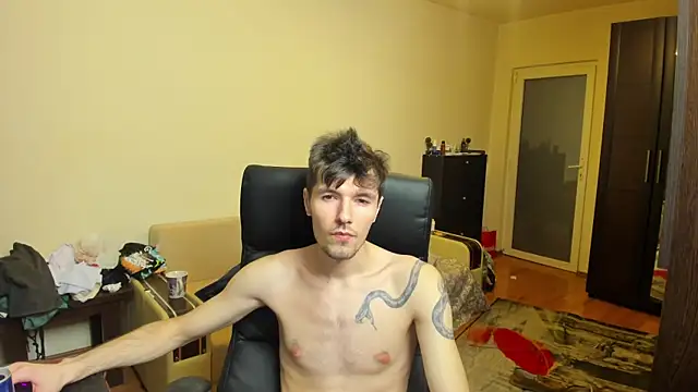 Snapshot of JustinPorno chatting on September 2025 07:13:02 PM JustinPorno online show from September 2025 07:13:02 PM