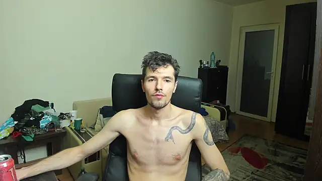 Snapshot of JustinPorno chatting on September 2025 07:48:02 PM JustinPorno online show from September 2025 07:48:02 PM