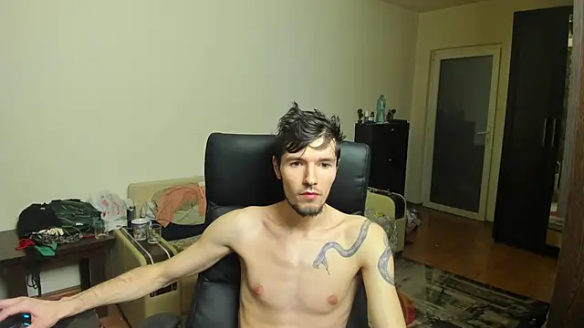 Snapshot of JustinPorno chatting on October 2025 10:10:01 PM JustinPorno online show from October 2025 10:10:01 PM