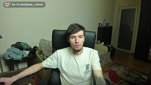 Snapshot of JustinPorno chatting on October 2025 01:17:01 PM JustinPorno online show from October 2025 01:17:01 PM