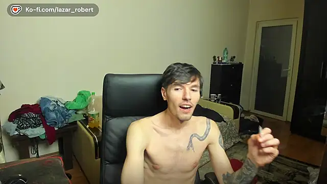 Snapshot of JustinPorno chatting on November 2025 09:17:02 PM JustinPorno online show from November 2025 09:17:02 PM