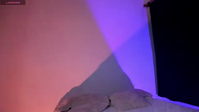 adara evanss online show from April 2026 12:49:02 AM