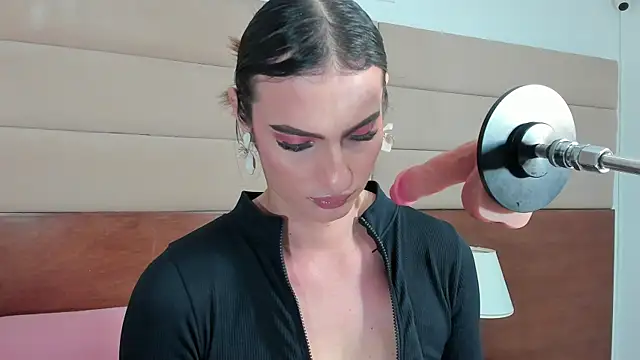 Snapshot of shantall_skinny chatting on October 2025 03:20:02 AM shantall skinny online show from October 2025 03:20:02 AM