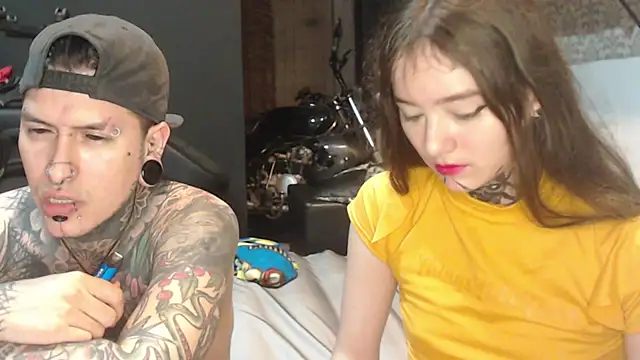 Alucard-Carmila online show from March 2025 04:39:02 AM