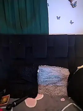 AlexaNovoa  online show from February 2026 01:50:01 AM