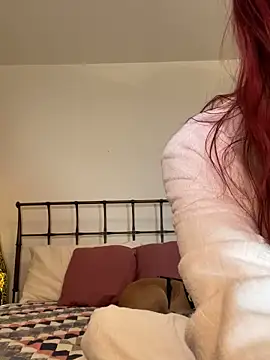 Snapshot of SusieandLacey chatting on November 2025 12:10:01 AM SusieandLacey online show from November 2025 12:10:01 AM