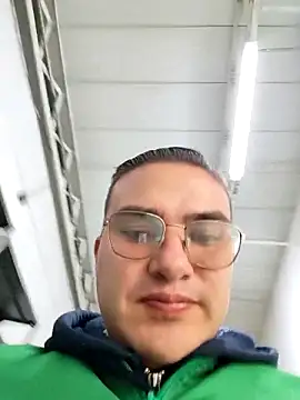 Andy-rtg online show from April 2026 04:32:02 PM