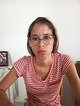 Sexi girl29 online show from April 2026 01:06:02 PM