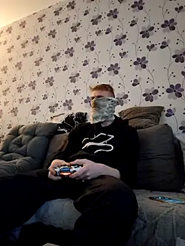 ThePython666 online show from October 2025 03:38:02 PM