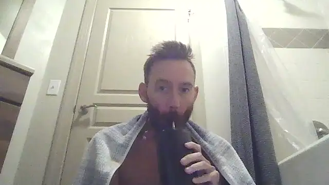Snapshot of whowantsacreampie chatting on July 2026 05:01:02 PM whowantsacreampie online show from July 2026 05:01:02 PM
