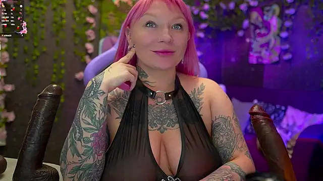 BlackedBarbie online show from October 2025 07:45:02 PM