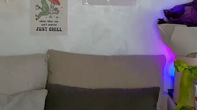 SweetDarling7 online show from April 2026 07:06:01 AM