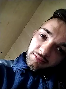 Francescodicristina44 online show from April 2026 09:39:33 PM