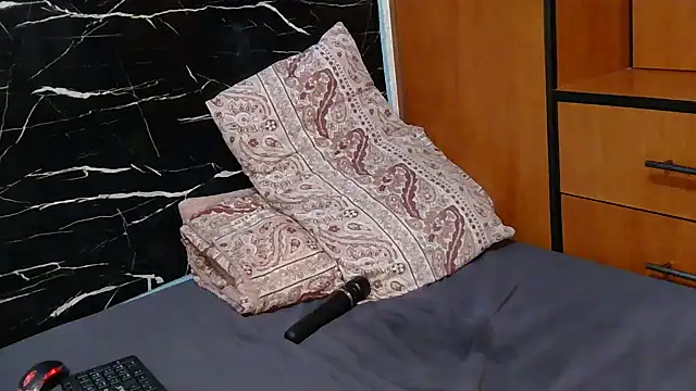 EbonyAlphaBitch online show from March 2026 10:27:02 PM