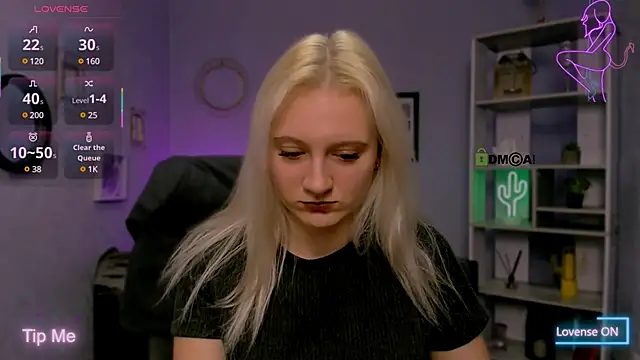 madam uliis online show from March 2025 12:00:01 PM