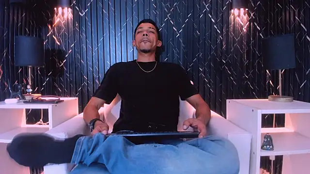 Gregory Sforza online show from February 2026 07:09:02 PM