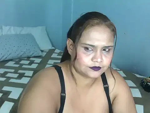 Snapshot of clover_cams1874 chatting on September 2025 11:21:01 AM clover cams1874 online show from September 2025 11:21:01 AM