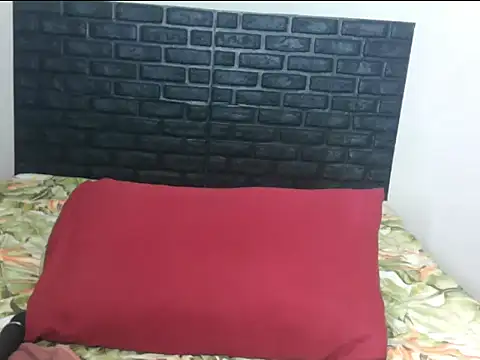 Snapshot of clover_cams1874 chatting on February 2026 06:37:01 PM clover cams1874 online show from February 2026 06:37:01 PM