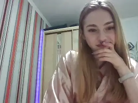 Loveyy Doveyy online show from March 2025 09:35:01 PM