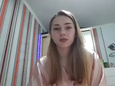 Loveyy Doveyy online show from March 2025 07:09:01 PM