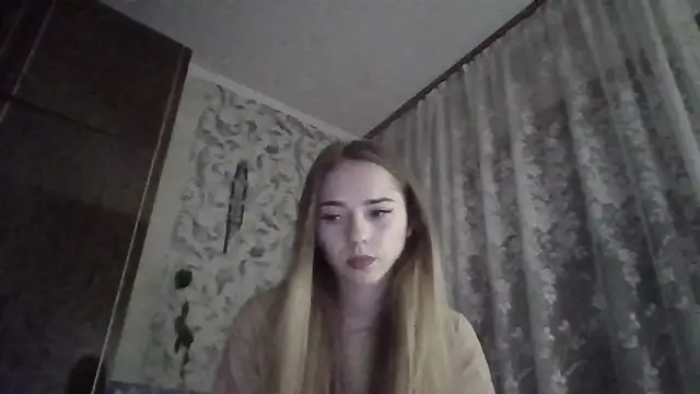 Loveyy Doveyy online show from September 2025 08:31:01 PM
