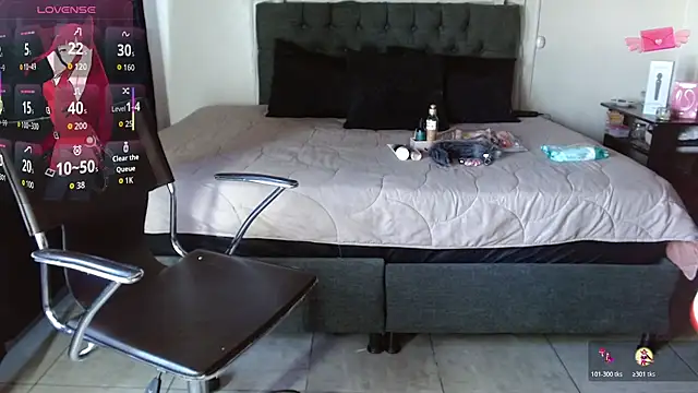 mia velvet1 online show from November 2025 01:33:02 PM