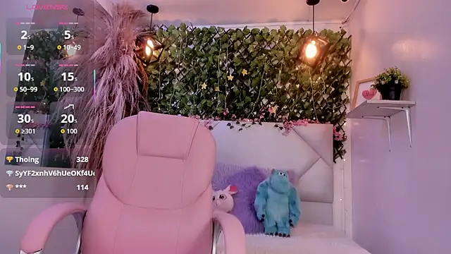 Abby Piink online show from December 2025 04:58:02 PM