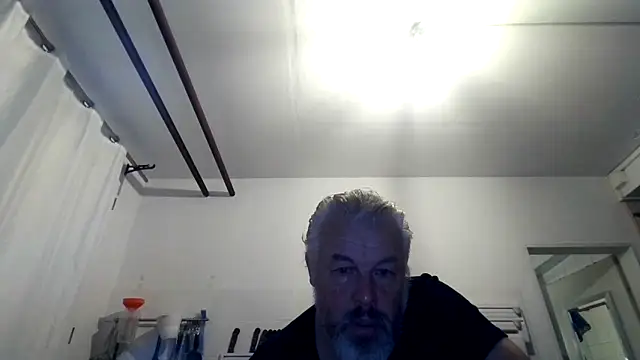 Berg Boy online show from December 2025 05:12:02 AM