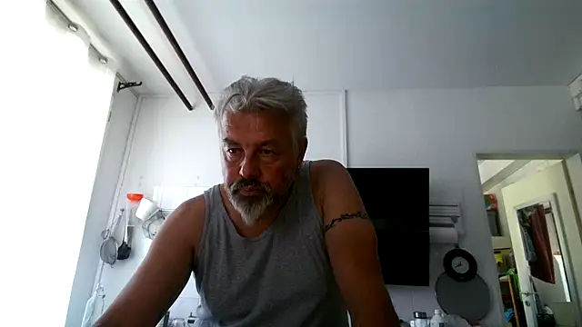 Snapshot of Berg_Boy chatting on July 2026 10:40:01 AM Berg Boy online show from July 2026 10:40:01 AM
