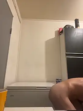 Hugo34bg online show from October 2025 02:36:02 AM