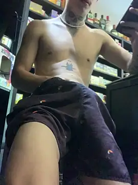 Snapshot of craxybaby chatting on October 2025 03:00:01 PM craxybaby online show from October 2025 03:00:01 PM