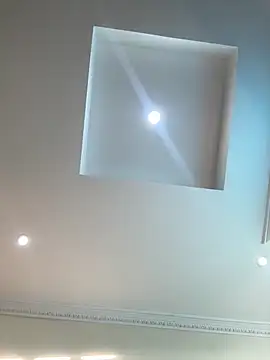 Ivelleee  online show from December 2025 10:08:02 PM