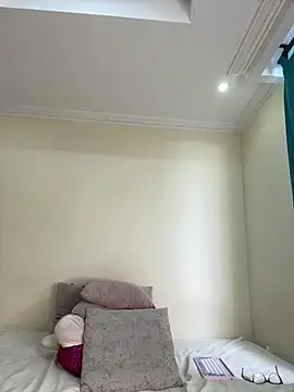 Ivelleee  online show from January 2026 09:20:02 PM