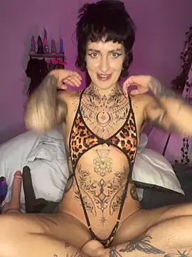 littleinkedblaise666 online show from June 2026 08:22:02 PM