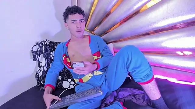 LucasCarterr  online show from March 2025 01:21:02 AM