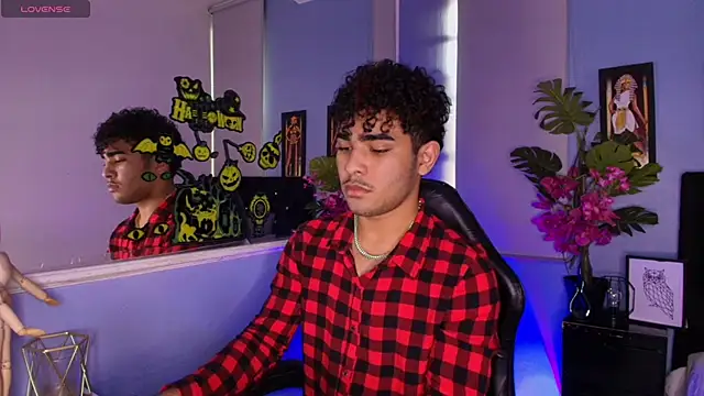 LucasCarterr  online show from October 2025 08:17:01 PM