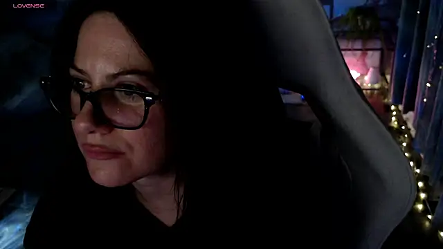 BellaStar84 online show from April 2026 07:19:01 AM