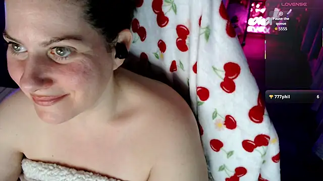 BellaStar84 online show from April 2026 07:44:02 AM