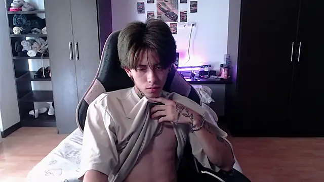 xIce Boy online show from February 2026 02:11:02 PM