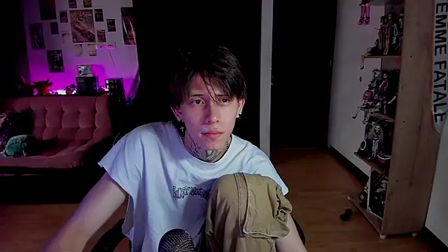 xIce Boy online show from May 2026 06:28:02 PM