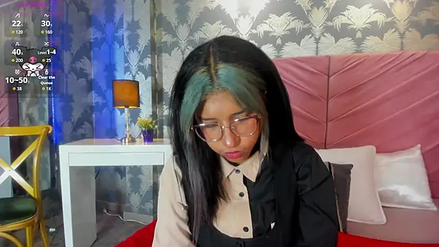 Karin Ks online show from November 2025 07:36:03 PM