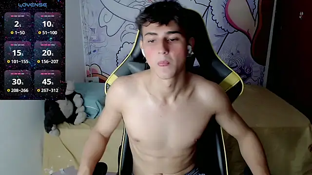 Snapshot of Thomass_shelbyy chatting on March 2025 01:06:01 PM Thomass shelbyy online show from March 2025 01:06:01 PM