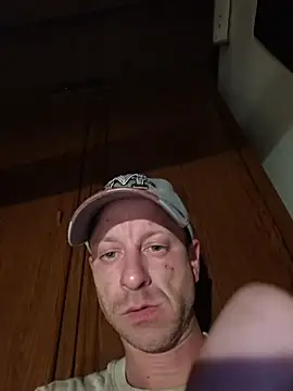 Snapshot of svenpfeifer chatting on July 2026 10:47:02 PM svenpfeifer online show from July 2026 10:47:02 PM