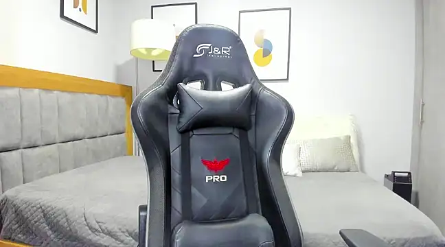 Snapshot of Dante_Storm chatting on March 2025 04:17:02 AM Dante Storm online show from March 2025 04:17:02 AM