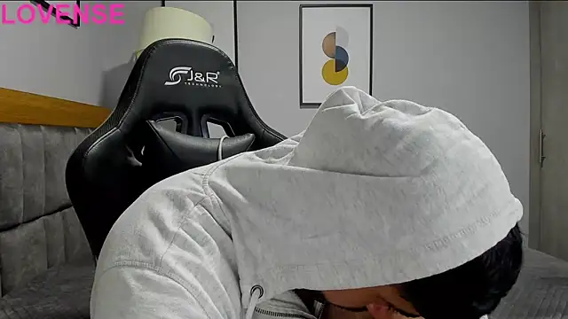 Snapshot of Dante_Storm chatting on October 2025 09:51:02 AM Dante Storm online show from October 2025 09:51:02 AM