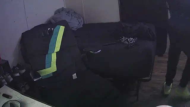 Muffdiver718 online show from March 2026 08:33:02 AM